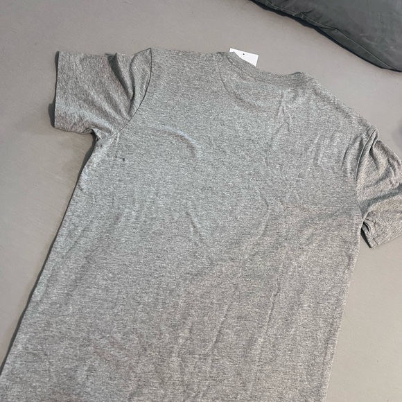NWT American Eagle Super Soft T-Shirt - Picture 4 of 4